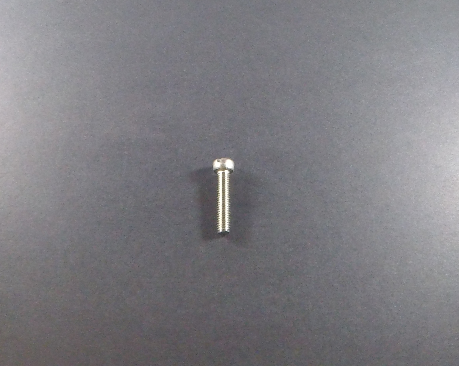 10-14872 Screw, 10-32 x 1"