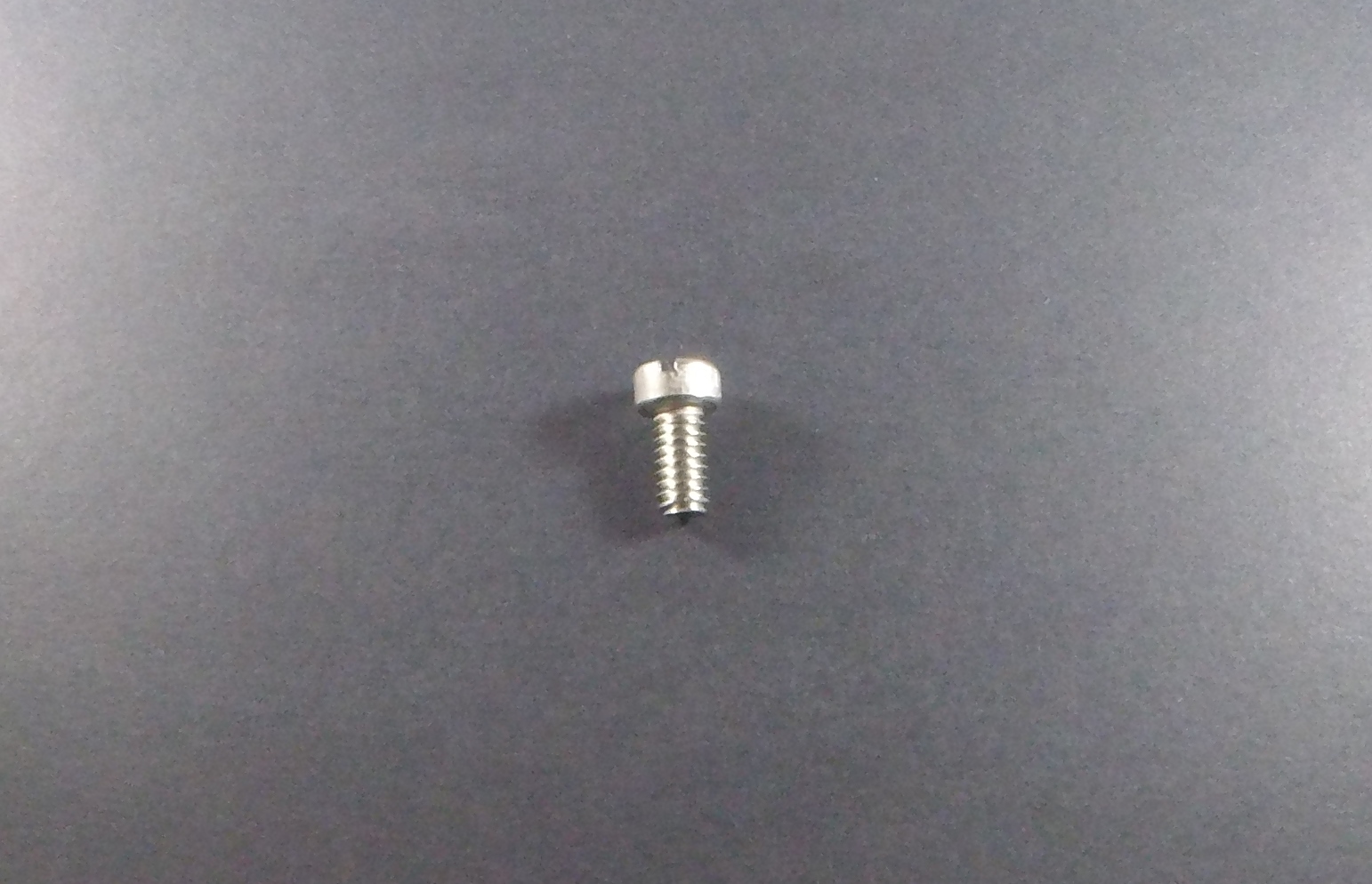10-15105 Screw, 1/4"-20 x 1/2"