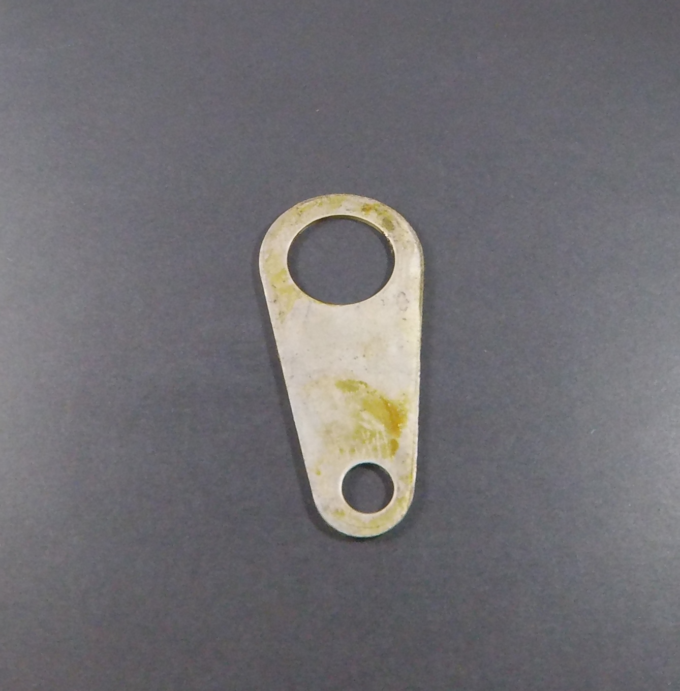 24841 Bracket, Ignition Cable - Cylinder Base