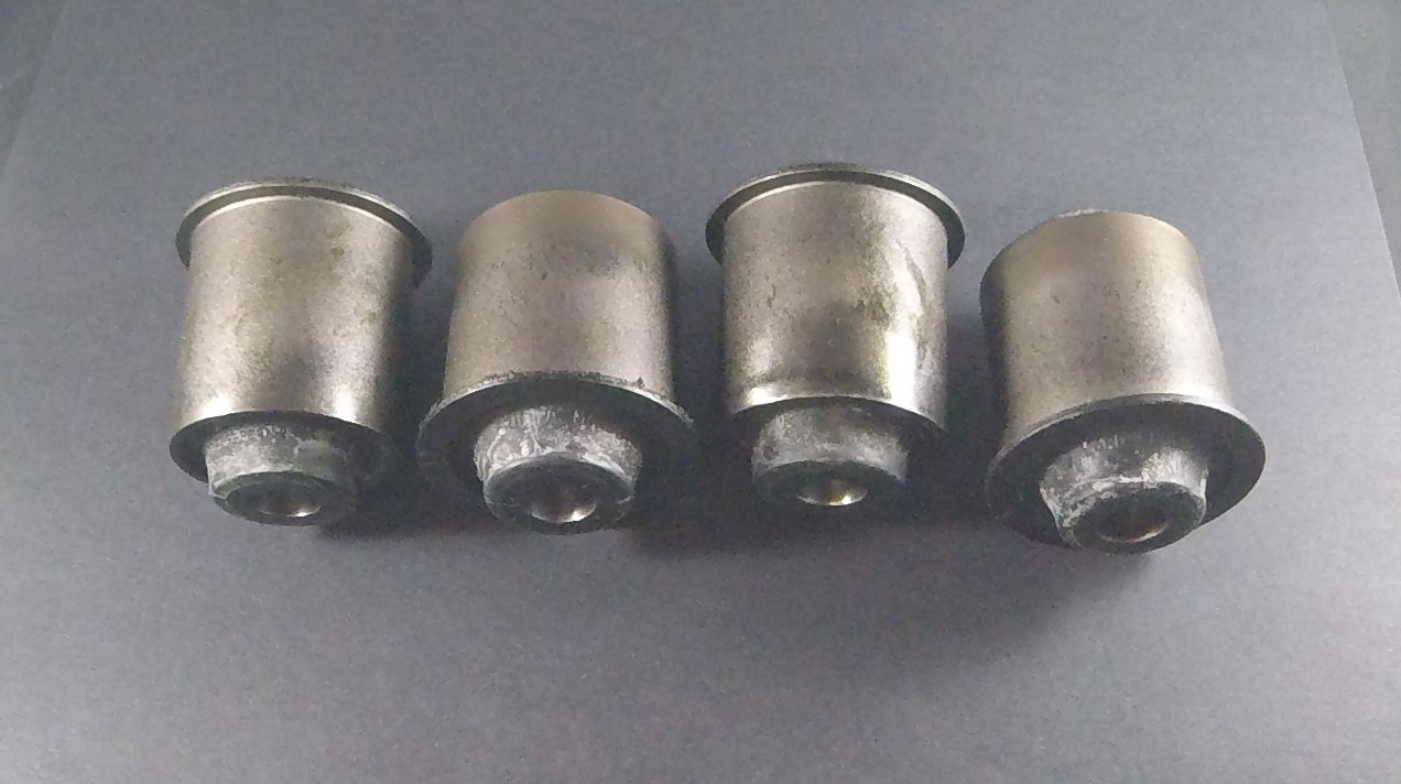 J2742-1 Mounts (Cont. 25025) Set