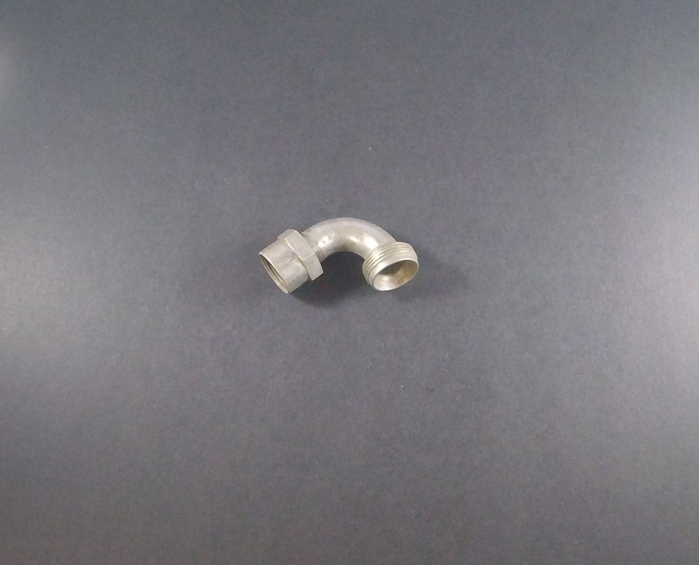 E440 Elbow, Spark Plug 9/16"