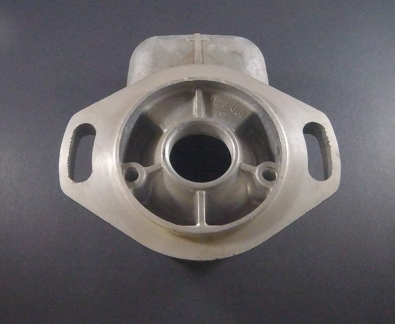 H27-140 Housing, Horizontal Flange