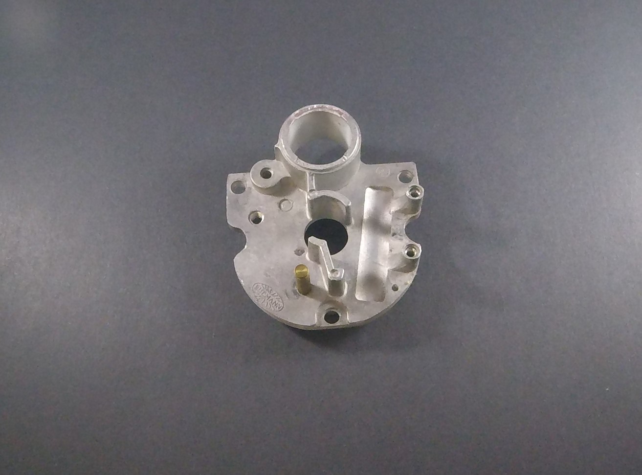 H27-462 Breaker End Plate
