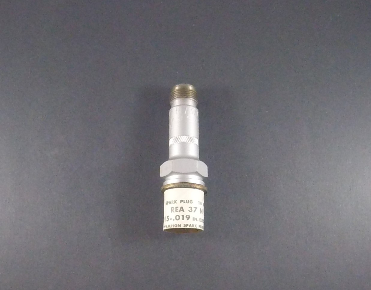 Champion REA37N Spark Plug
