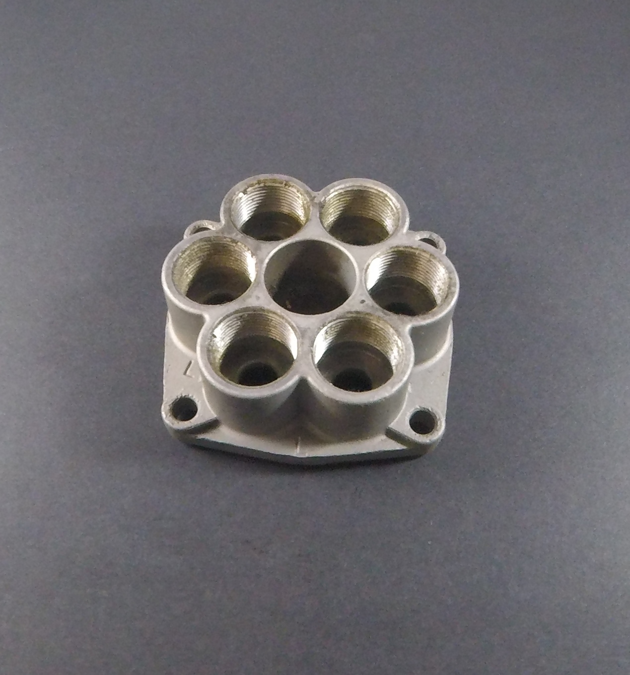 10-50777 Plate, Cable Outlet - Threaded