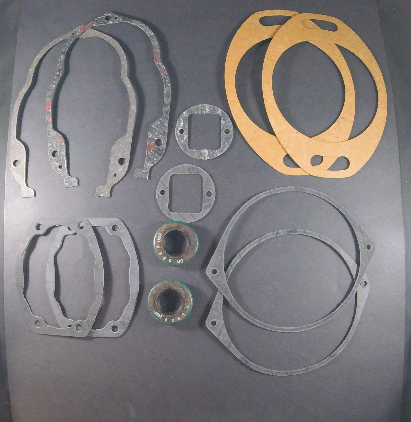 Gasket/Seal Set Eisemann LA4/6 Magneto (Two Magnetos)