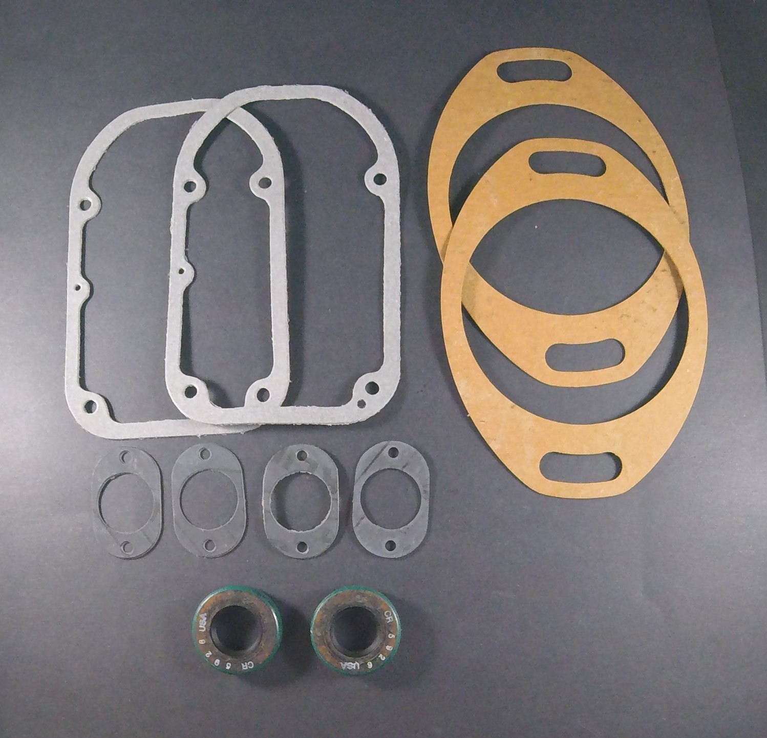 Gasket/Seal Set Eisemann AM4/6 Magneto (Two Magnetos)