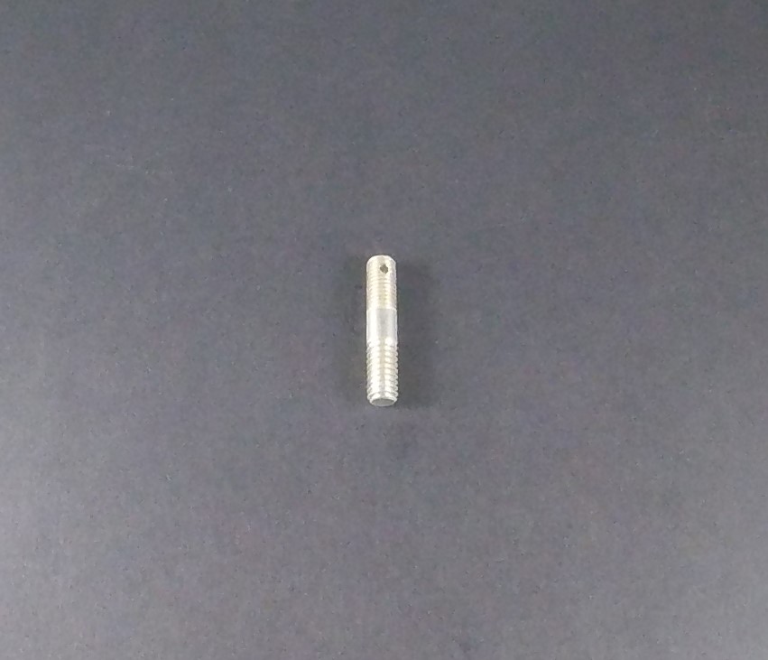 23401 - 401951 Stud