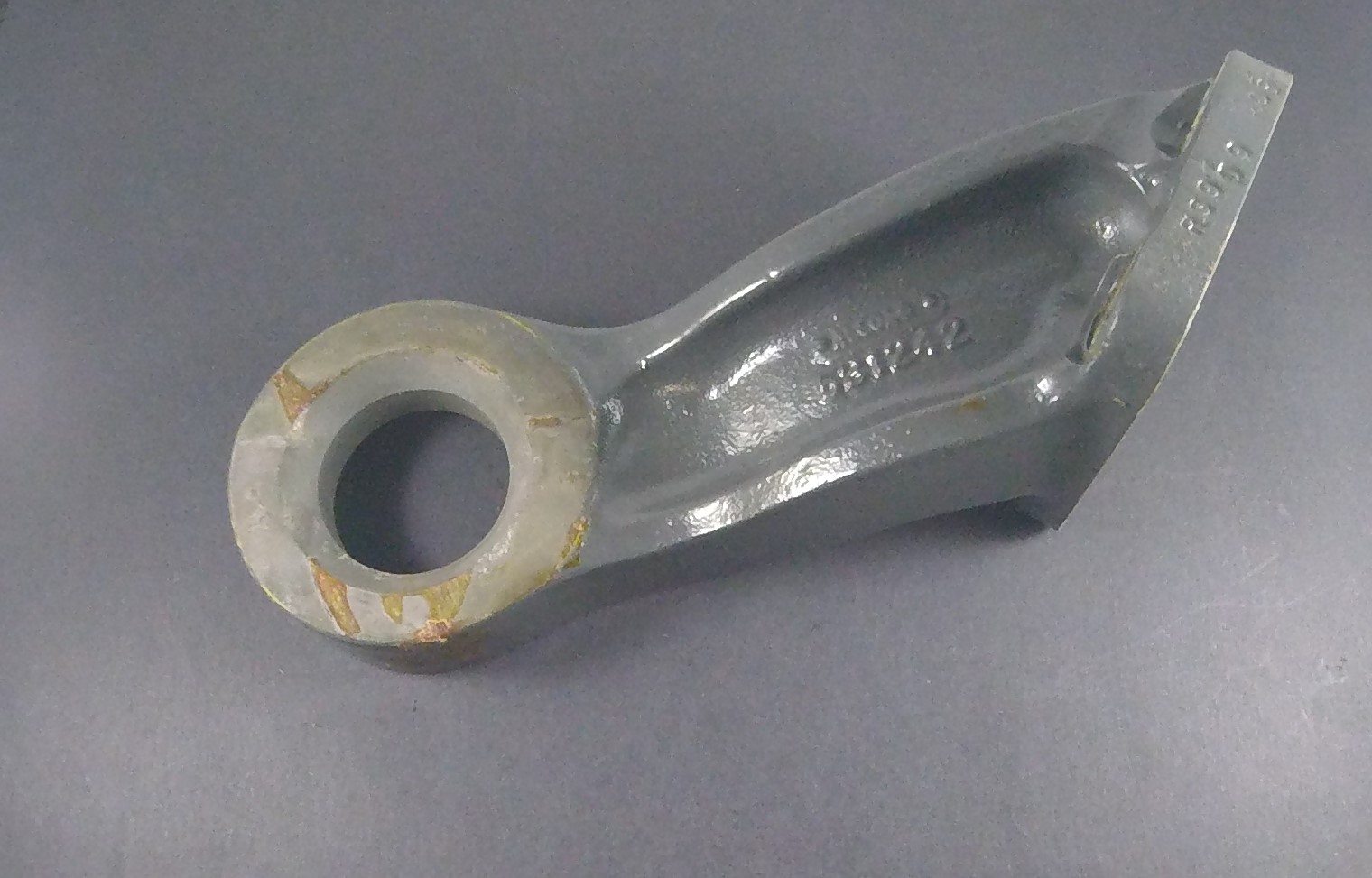 531242 Bracket, Right Front Engine Mount