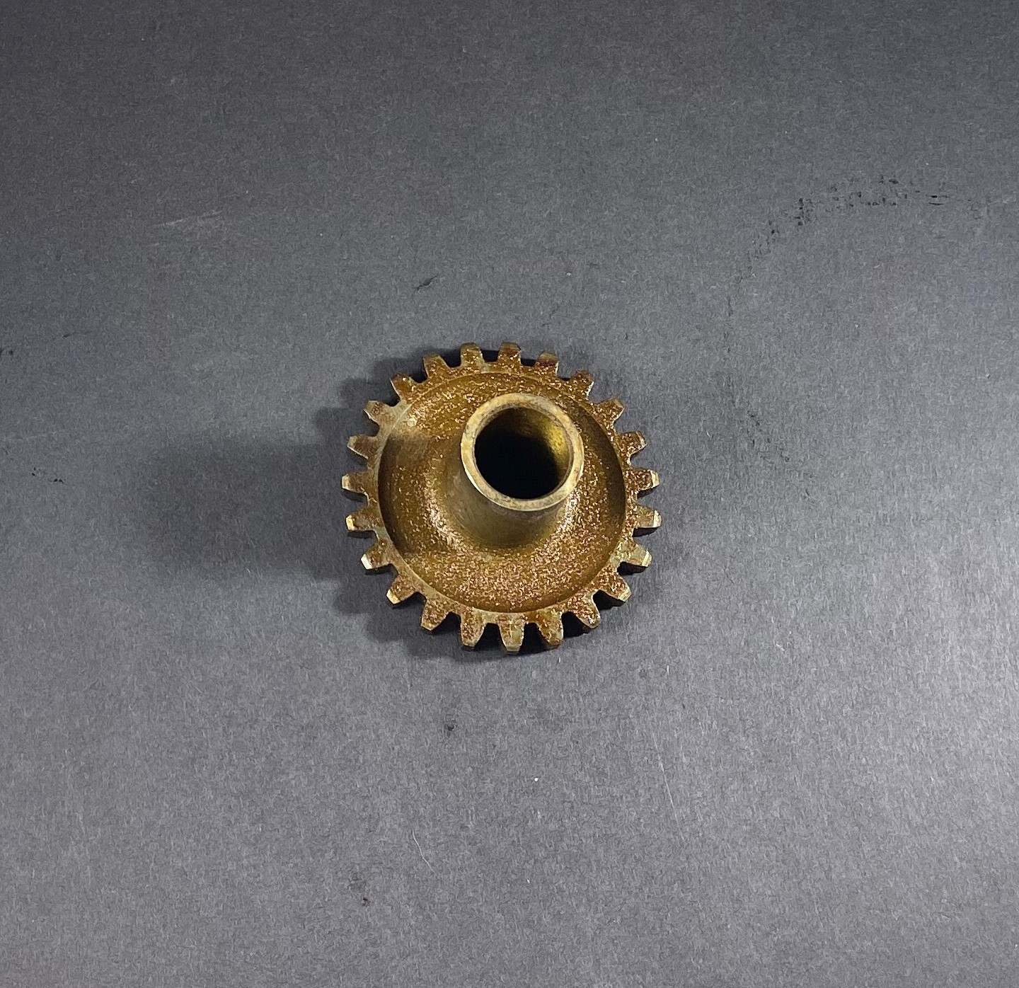 352014 Gear, Accessory Drive Idler
