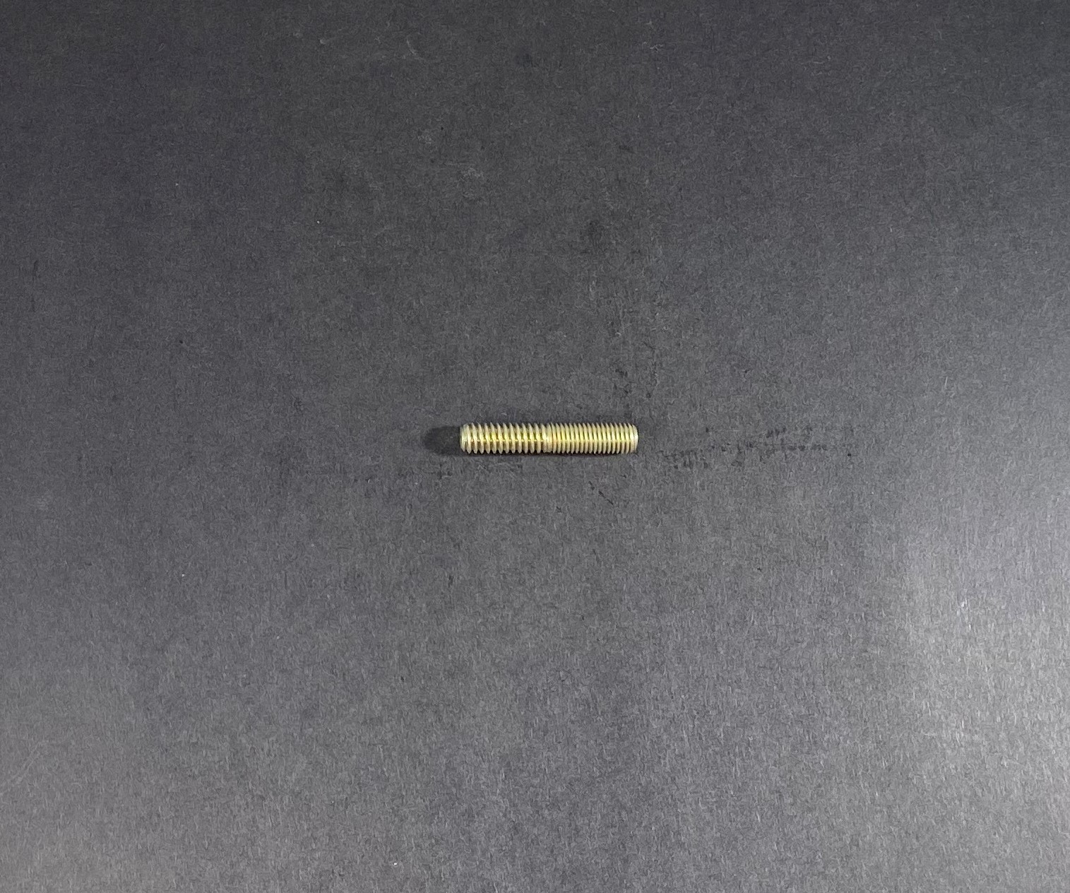 401893 Stud