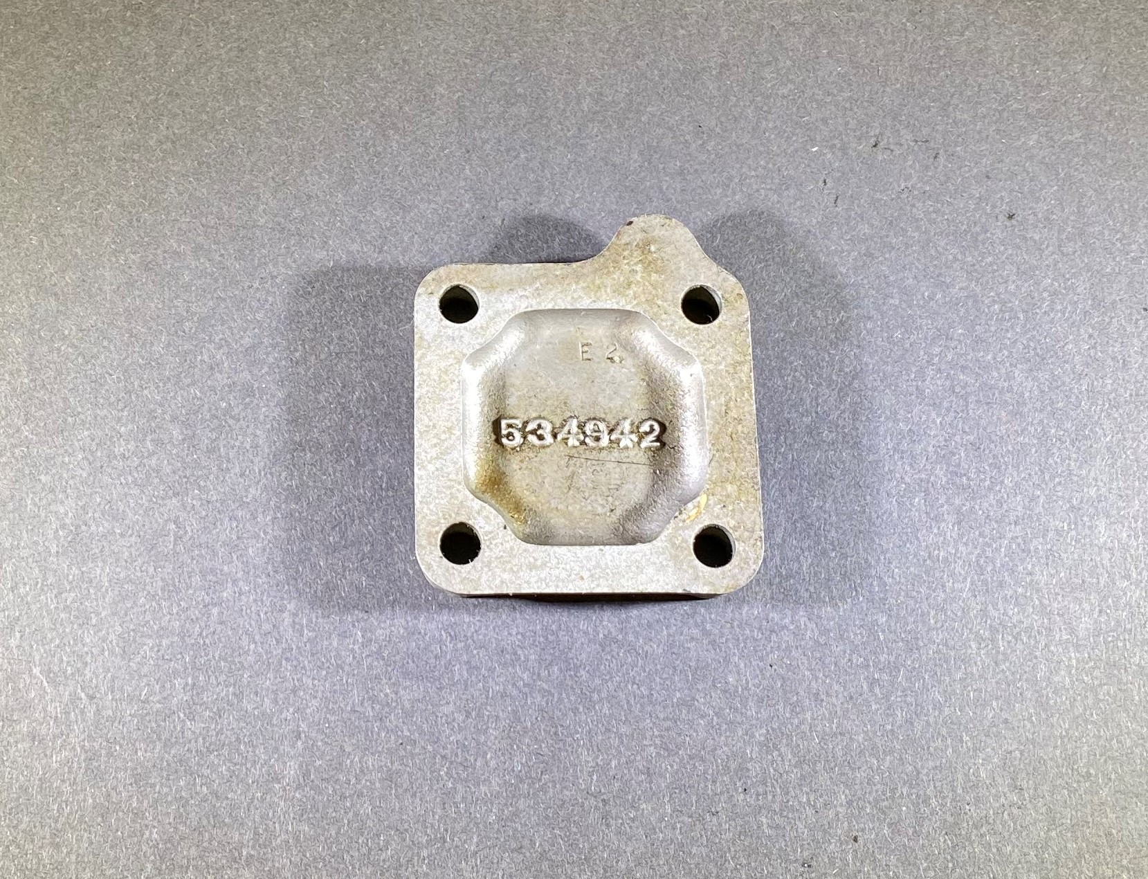 534942 Cover, Fuel Pump Pad