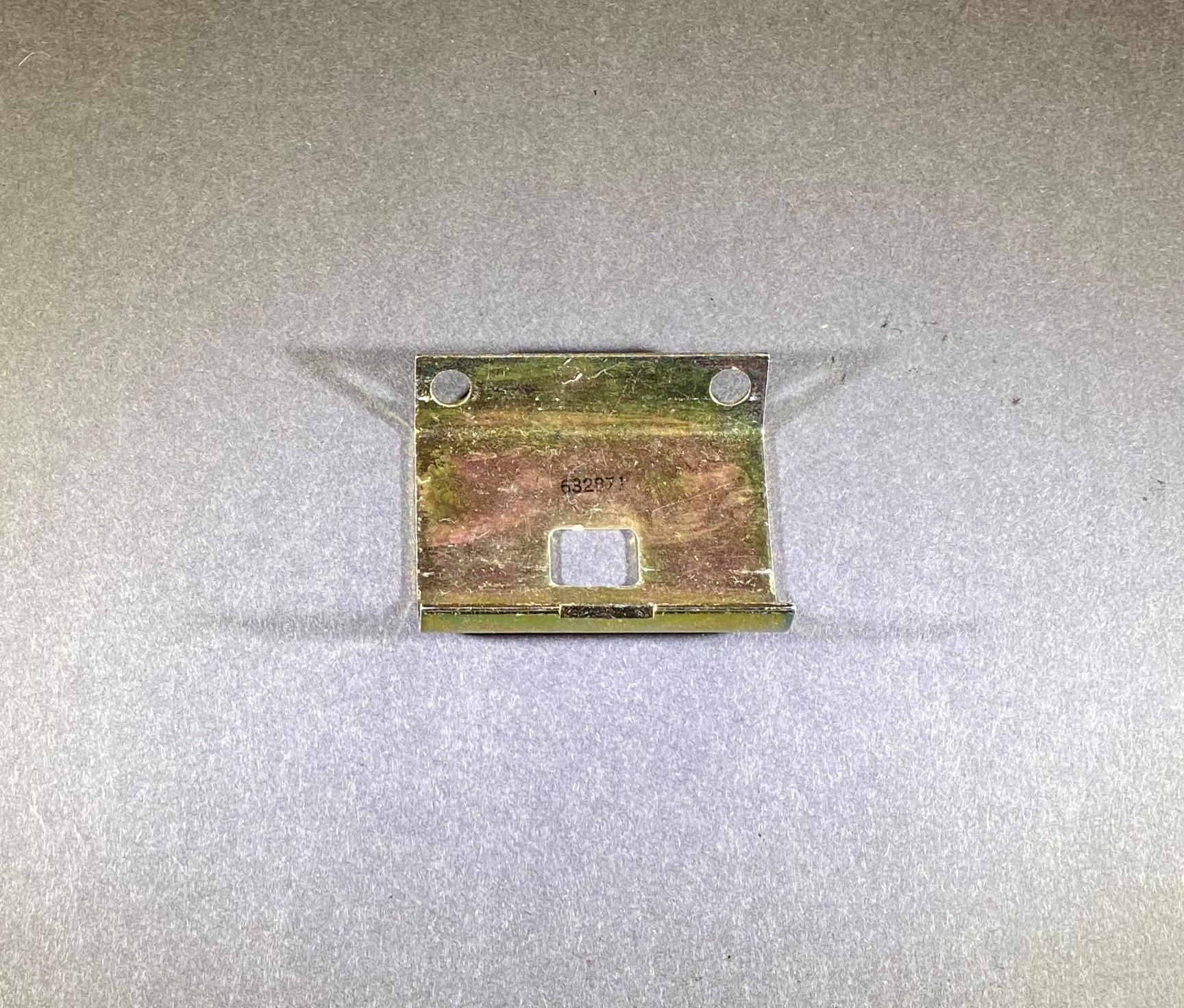 632871 Bracket