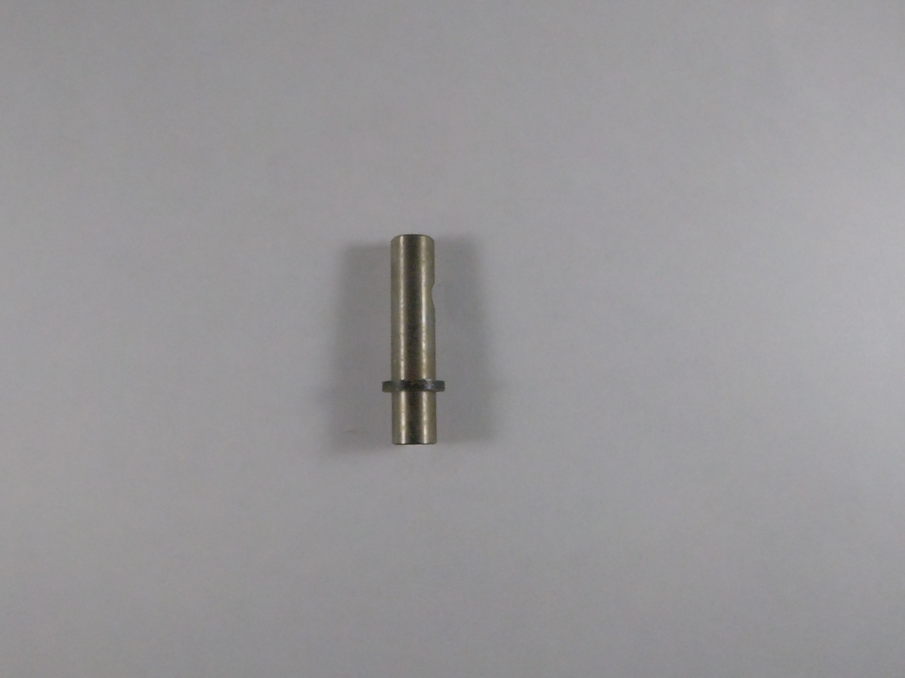 10-9476 Axle, Distributor Cylinder